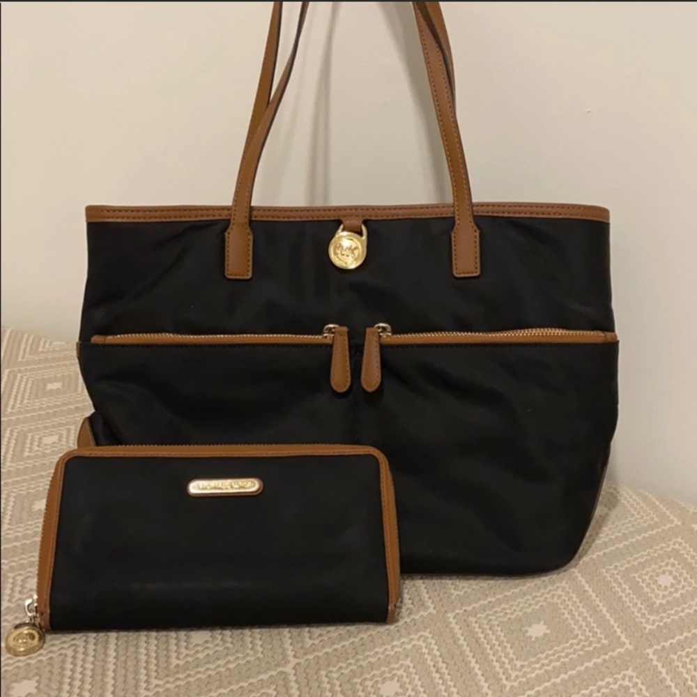 Michael Kors Zipper Tote and Wallet